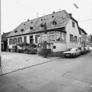 Zehnthof / Gutsausschank Klee; Walluf, Kirchgasse 7