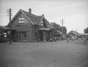 Bahnhof bei Sapporo : Empfangsgebäude
