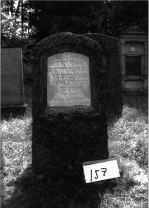 Grabstein 157
