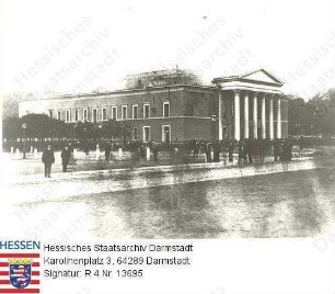 Darmstadt, Hoftheater / Ansicht des ausgebrannten Theaters nach dem Brand vom 24. Oktober 1871 / Westseite und Portikus