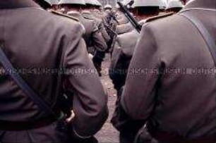 NVA-Parade zum 39. Jahrestag der DDR