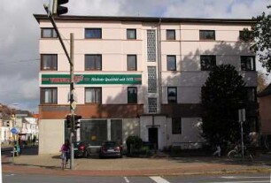 Bremen, Neustadt, Neuenlander Straße 16, Langemarckstraße 308 & 310