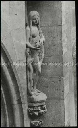 Alter Zugbrunnen in der Hofbronnengasse in Rothenburg ob der Tauber