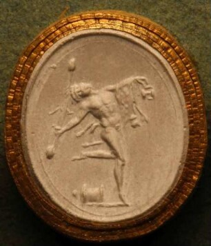 Tanzender Bacchant mit Thysosstab (Daktyliothek, Erstes Mythologisches Tausend)