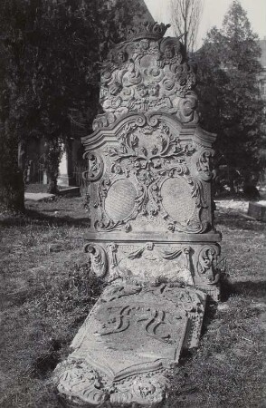 Grabstein von Johann Hentsch (gestorben 1723) und seiner Frau
