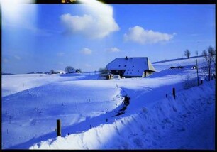 Hofsgrund: Hof im Schnee