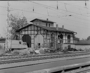 Großenhain, Rosa-Luxemburg-Platz. Bahnhof. Lokschuppen (um 1875)