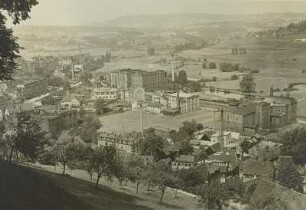 Kulmbach, Stadtansicht : Kulmbach. Brauereien von der Plassenburg aus gesehen