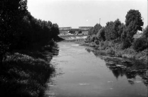 Breisach: Blick von der Möhlinbrücke zur Rheinbrücke