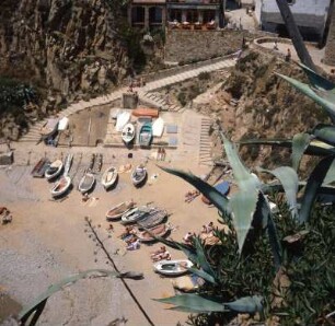 Tossa de Mar : Spanien. Costa Brava. Seebad Tossa de Mar. Badende am Strand