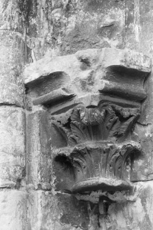 Sankt Etienne — Kapitell