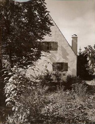Gsaenger, Gustav; Allach, Amberg, Großhadern, Kempten, Braunschweig, München, Friedrichshafen, Berchtesgaden, Erlangen u.a.; Großes Fotoalbum mit unterschiedlichen Bauprojekten - Einfamilienhaus Dr. Fiedler in Untermenzing