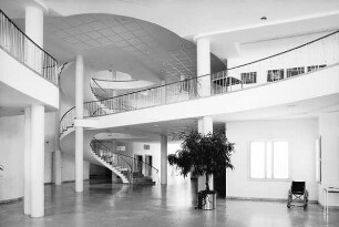 Verwaltungsgebäude der Firma Leica; Wetzlar, Ernst-Leitz-Straße 30, Ernst-Leitz-Straße