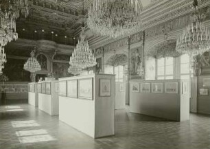 Großer Ballsaal : Dresden, Residenzschloss, Inneres, Nordflügel, Großer Ballsaal, Ansicht während der Ausstellung