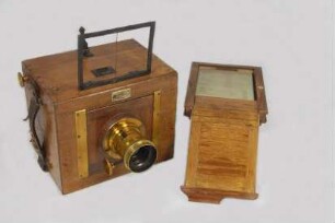Goerz-Anschütz-Moment-Camera