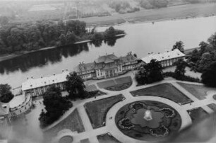 Schloß Pillnitz (Wasserpalais und Lustgarten) gegen Elbe mit Pillnitzer Insel