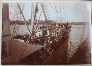 Blick auf Schiff