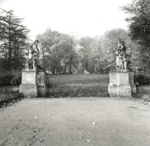 Schlosspark, Neschwitz