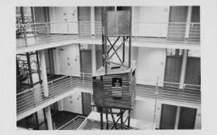 Turm (Rauminstallation)