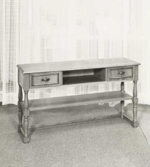 Schreibtisch (Modell 162)