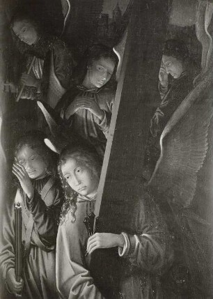 Flügelaltar (geöffnet): Mittelbild Gefangennahme Christi, Innenseiten Engel mit Leidensgeräten