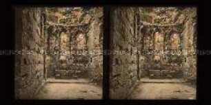 Innenansicht der Sakristei in der Kirchenruine Oybin