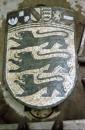 Freiburg: Bauhof, Wappen des Landes Baden-Württemberg vor dem Regierungspräsidium