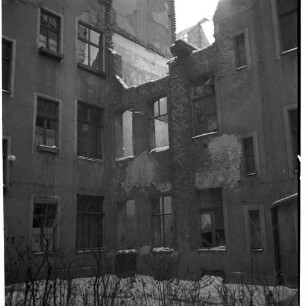 Negativ: Ruine, Koburger 14, 1955