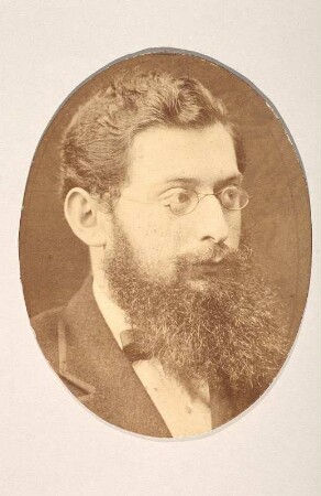 Porträt Adalbert Seyfert : Foto-/Bildersammlung Stenografische Sammlung. Porträt Adalbert Seyfert. Photographie (um 1885). Dresden: SLUB P a 0199