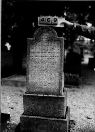 Grabstein 469