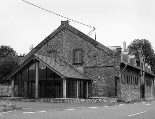 Keramag, Ehemalige Sektkellerei Falkenberg; Flörsheim, An den Felsenkellern