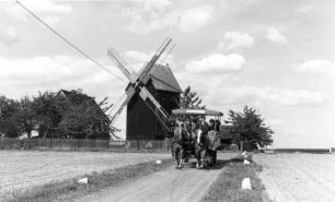 Bad Lausick-Ballendorf. Blick zu Bockmühle und Mühlenhaus