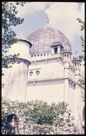Blick auf die Kuppel der Wilmersdorfer Moschee