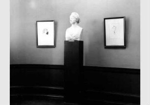 Blick in die Ausstellung "Johann Gottfried Schadow 1764 - 1850 - Bildwerke, Zeichnungen und Druckgraphik" vom 31. Okt. 1964 - Juli 1965 in der Nationalgalerie