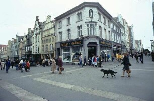 DDR. Altstadt-Einkaufsstraße