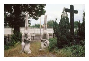 Friedhof an der Liesenstraße, im Hintergrund die Berliner Mauer, Berlin-Mitte