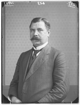 Herr Dr. Kuhfuß