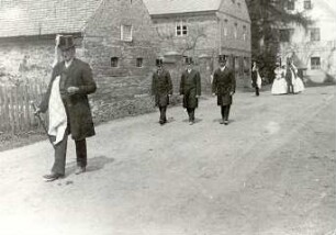 Hochzeit in Wittichenau : Gesellschaftliche Volkskultur - Sitten im Laufe des menschlichen Lebens - Hochzeit. Ort: Kulow / Pfarrgemeinde Wittichenau. Hochzeit.