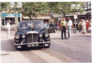 Besuch Prinzessin Margaret von England in Detmold / Ankunft am Rathaus. Detmold. Marktplatz. Papierabzug