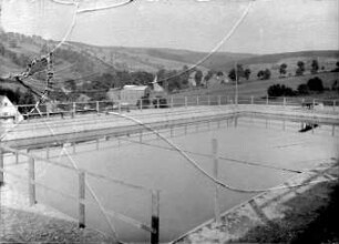 das neue Schwimmbad