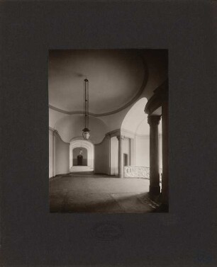 Amtsgericht, Berlin-Pankow: Treppenhalle