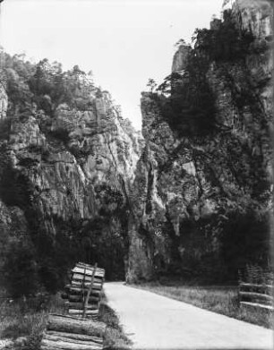 Bergstraße : Straße durch das Münstertal