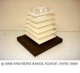 5-geschossiges Terassenhängehaus - Modell des Gesamtgebäudes