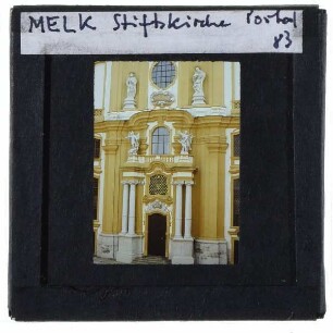 Melk, Stift Melk : Stiftskirche St. Peter und Paulus, Portal