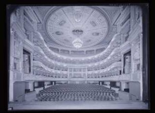 Königliches Hoftheater, Dresden: Ansicht Zuschauerraum (Negativ zu Inv. Nr. TBS 097,16)