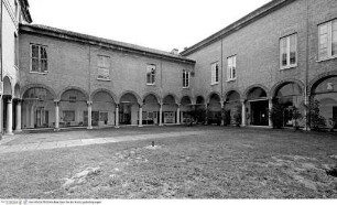 Palazzo Pareschi & Palazzo di San Francesco & Palazzo di Renata di Francia