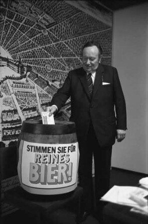 Werbekampagne des Aktionskomitees "Reines Bier"