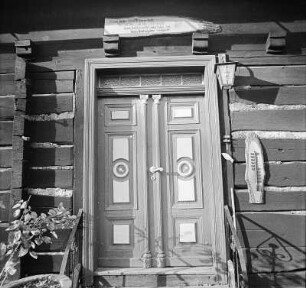 Gehöft (Grobla). Wohnhaus. Eingang