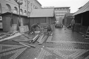 13. Karlsruher Weihnachtsmarkt (Christkindlesmarkt) auf dem Marktplatz