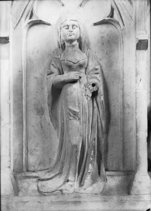 Grabmal der heiligen Ludmilla von Prag — Südliche Längsseite der Tumba — Weibliche Heilige